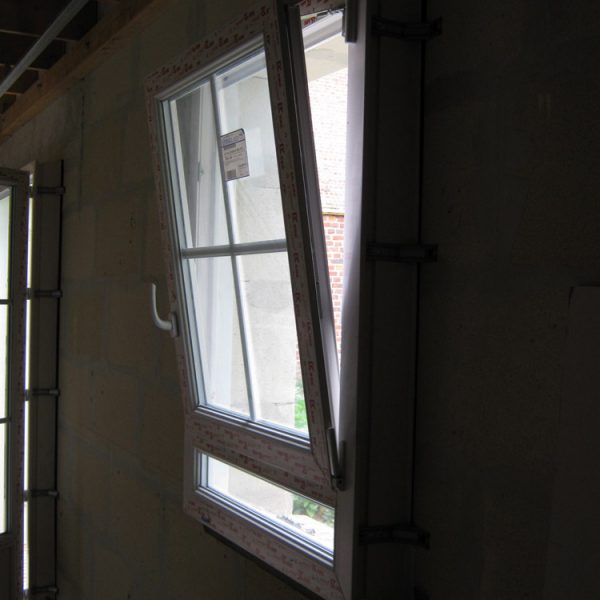 Fenêtre PVC Oscillo battante