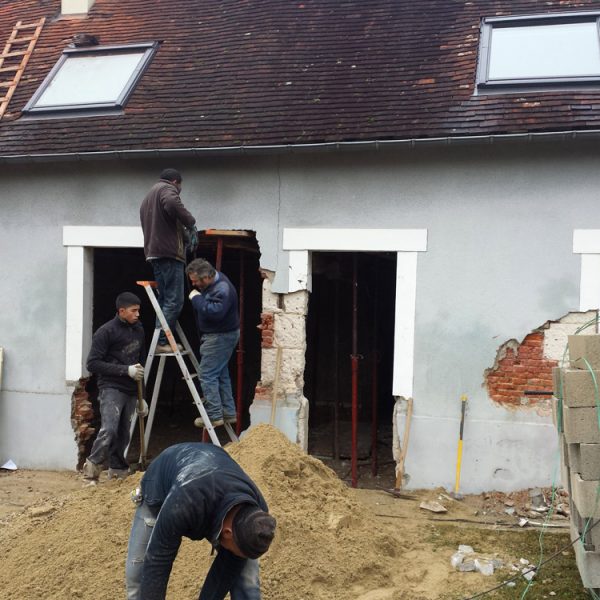 3 - Création d'ouvertures dans les façades, renforcements et fabrication de poutres de renforts et linteaux