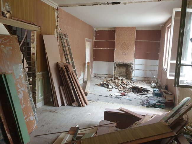 Débaras du mobilier existant